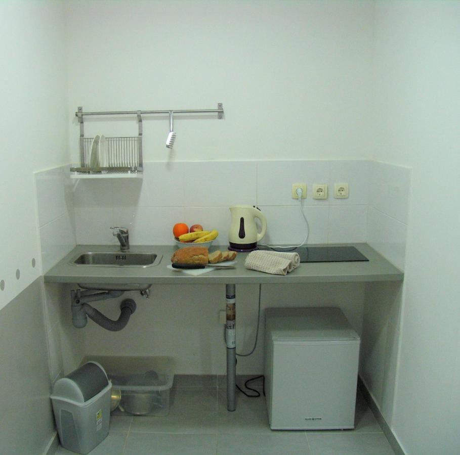 שיבניק Vicencin Place Downtown Studio Apartments מראה חיצוני תמונה